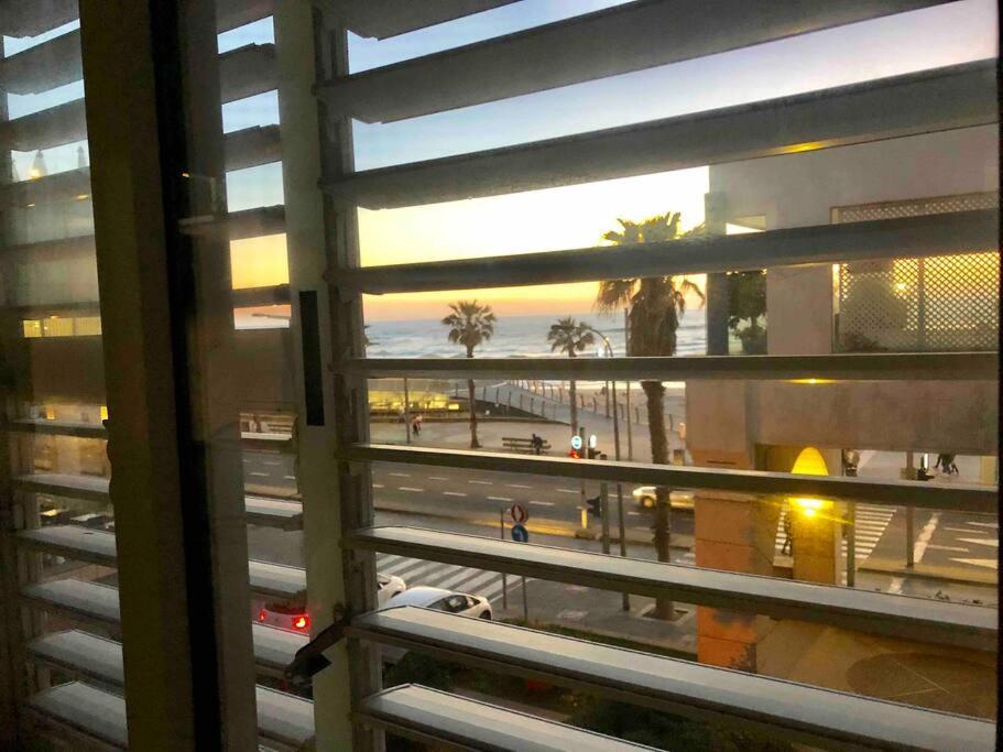 Entire Apartment Facing The Sea Tel Aviv Eksteriør billede